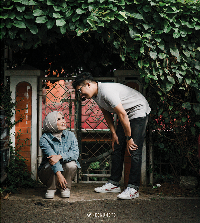 Contoh katalog pose prewedding untuk inspirasi pasangan